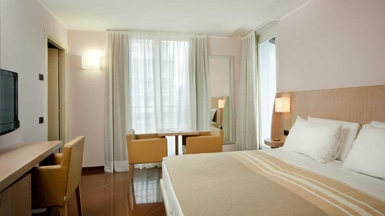 Hotel Chiaraluna Civitanova Marche Eksteriør billede