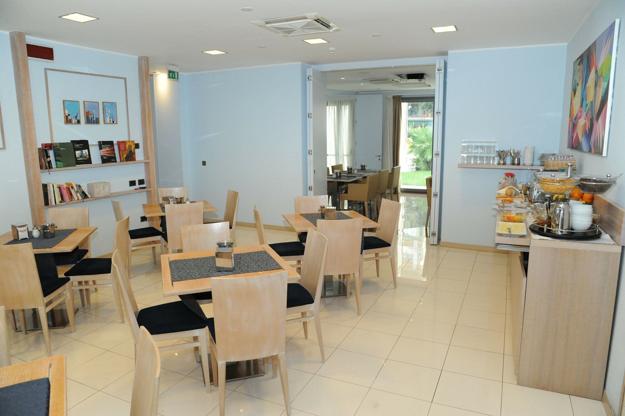 Hotel Chiaraluna Civitanova Marche Eksteriør billede